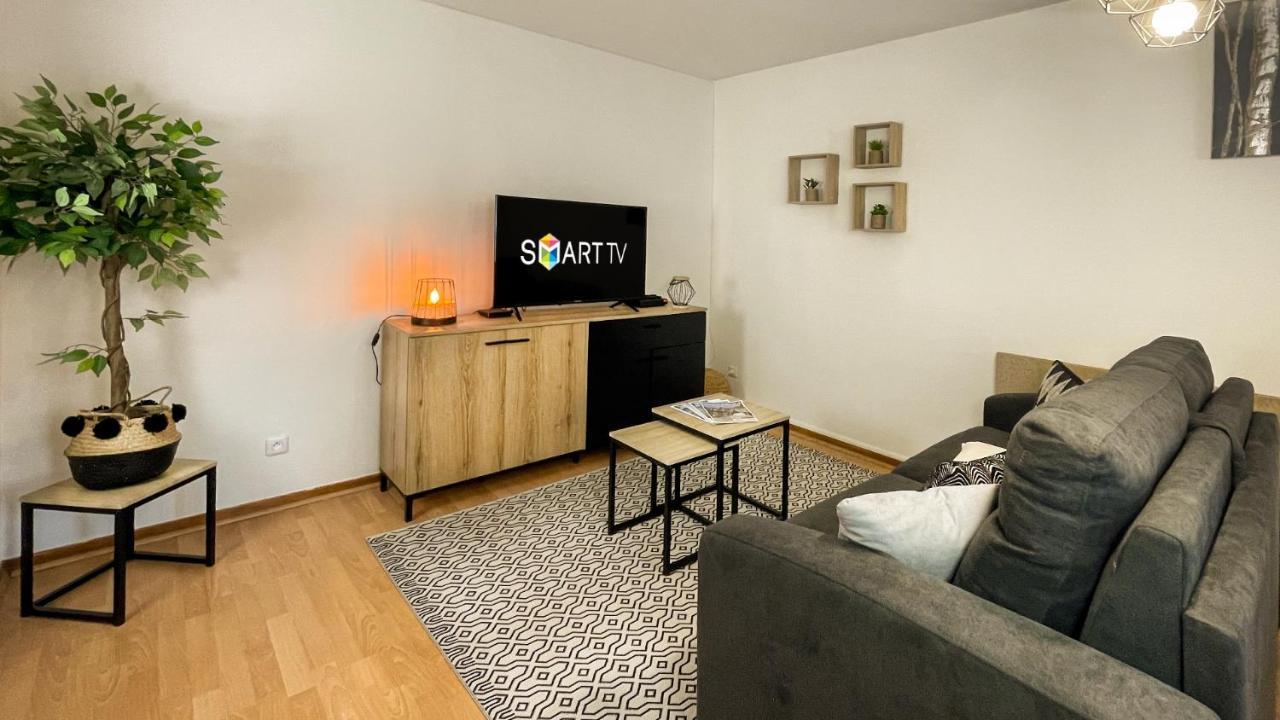 HOMEY WOOD - New - Appartement avec une chambre - Parking privé gratuit - Balcon privé - A 5 min de la gare pour rejoindre Genève Annemasse Esterno foto