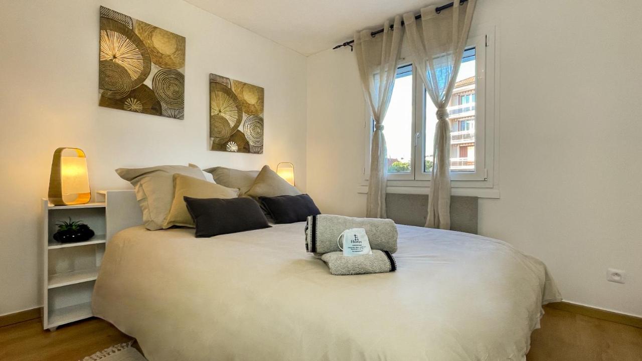 HOMEY WOOD - New - Appartement avec une chambre - Parking privé gratuit - Balcon privé - A 5 min de la gare pour rejoindre Genève Annemasse Esterno foto